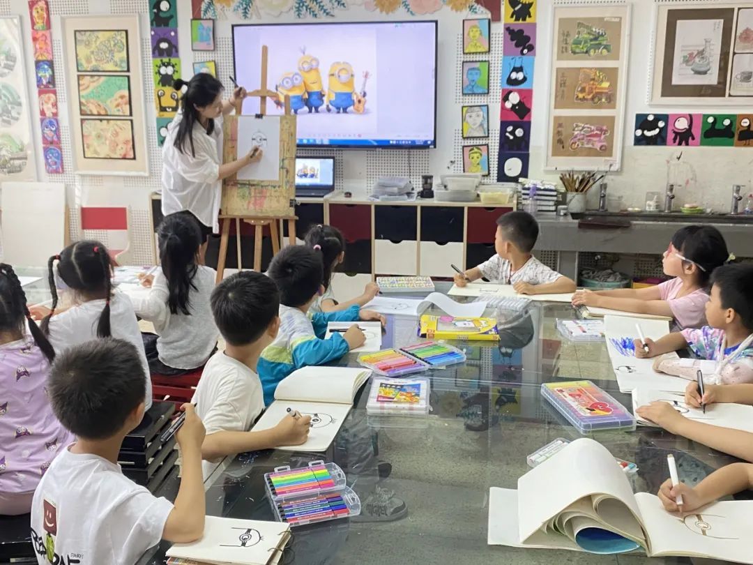 张家口市群众艺术馆青年文化夜校首期课程开班(图1)