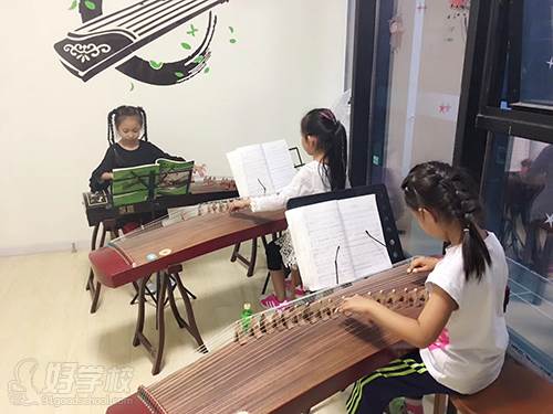【今头条】全国人教版义务教育音乐舞蹈戏剧新教材培训会在我市圆满落幕(图1)