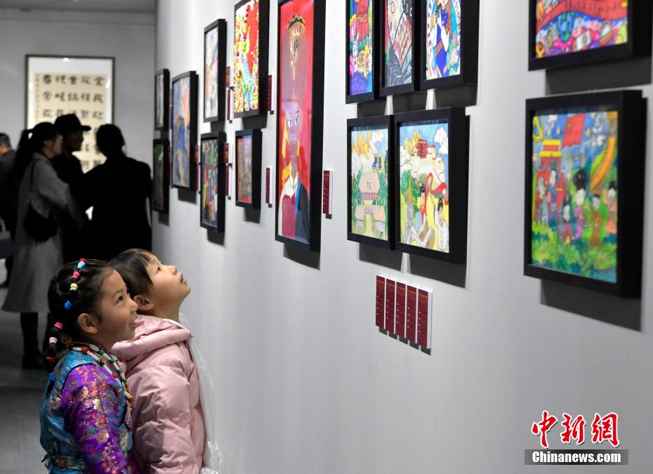 第十届首开杯“亲情中华·金水桥之恋”华裔青少年书画大赛获奖作品展在京举行(图1)